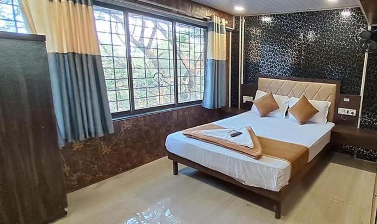 Hotel Fabexpress Ashirwad Residency Mumbai Exterior foto
